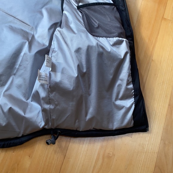 GAP | puffy vest - Picture 9 of 13